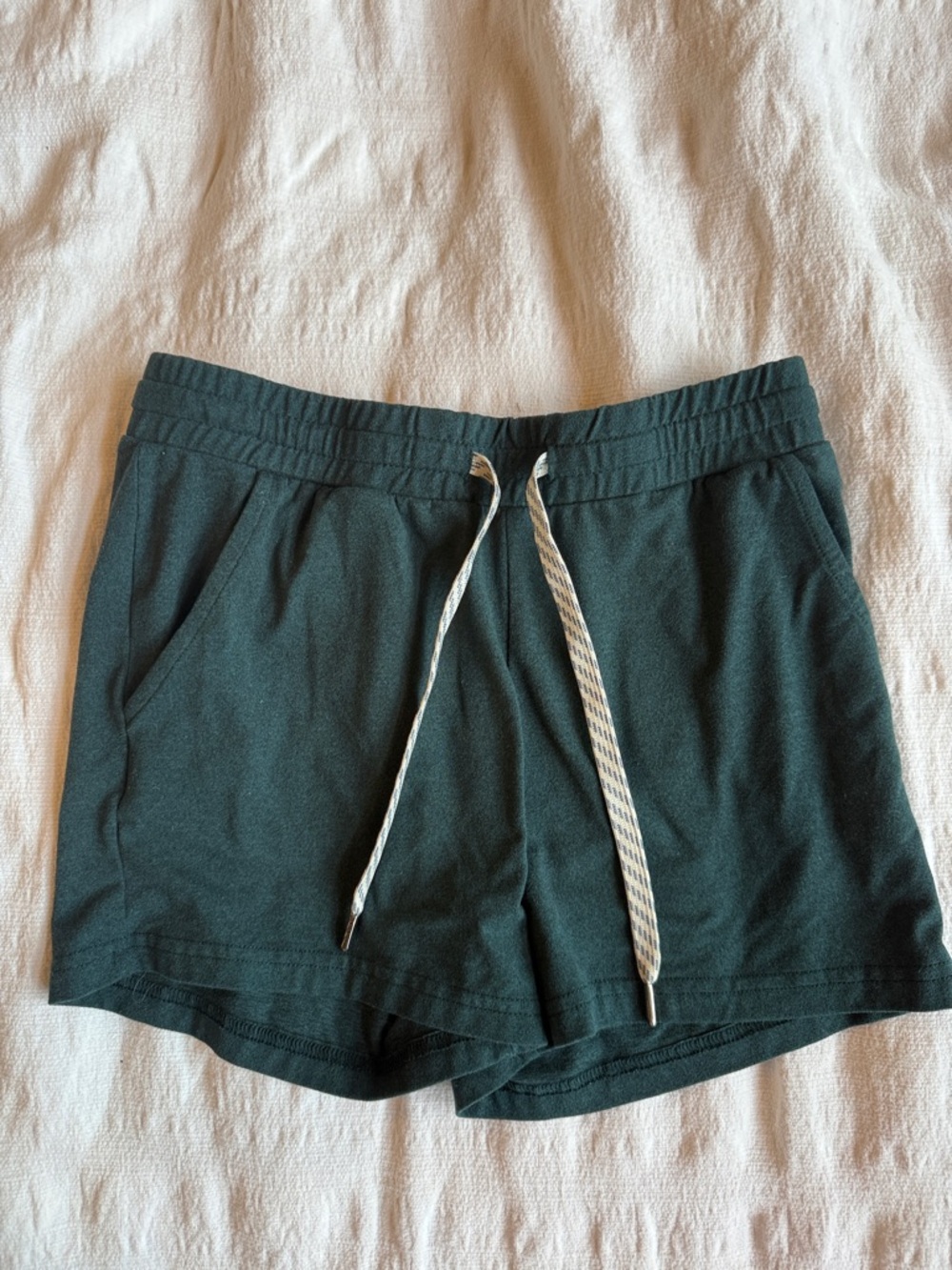 Kids Elastic-Waist Athletic Shorts in Dark Green